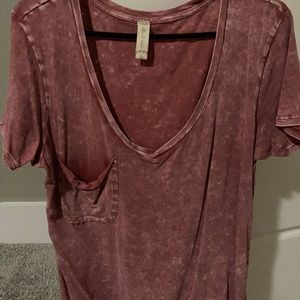 L maroon v neck shirt